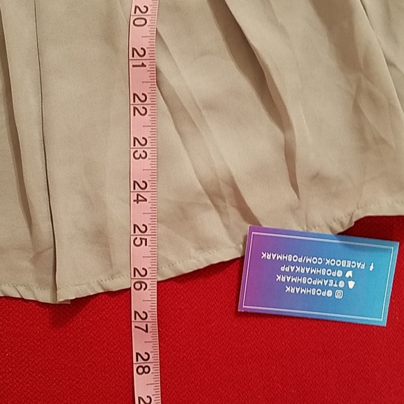 Gray long sleeve lace inset bell sleeve lace neck detail Top Small Mediim - Picture 10 of 10